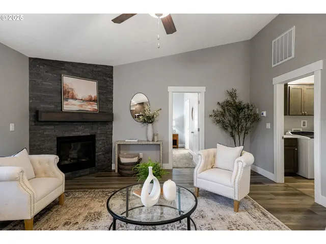 $525,000 | 611 Jared Valley Street Southeast, Salem, OR 97306