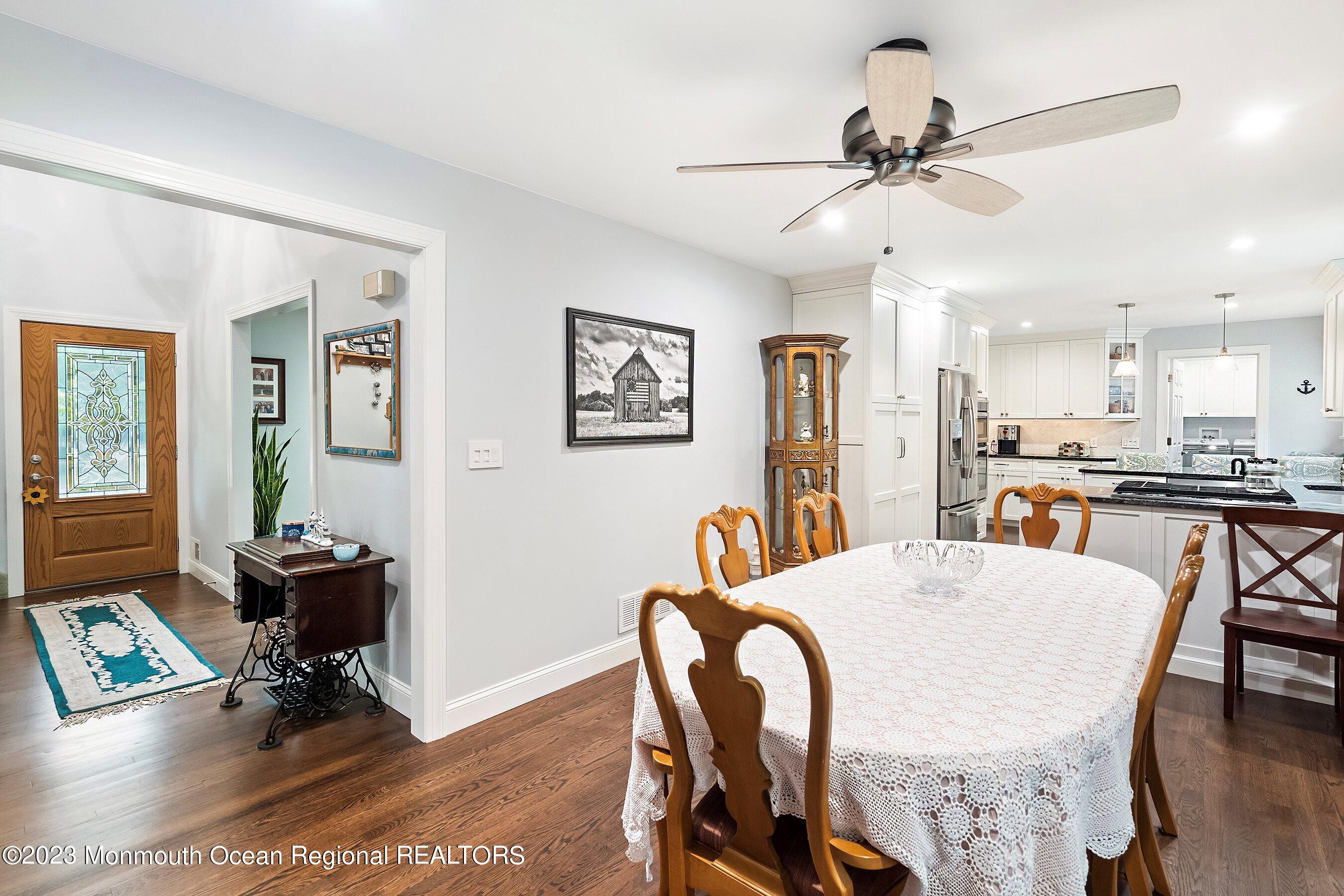 69 Newbury Road Howell, NJ 07731 - Photo 11 of 46 Dining