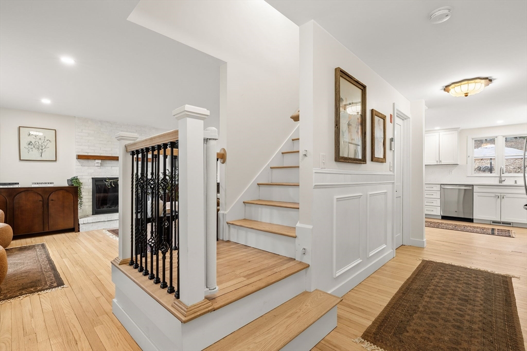 1 Northedge Road Hamilton, MA 01982 - Photo 4 of 29