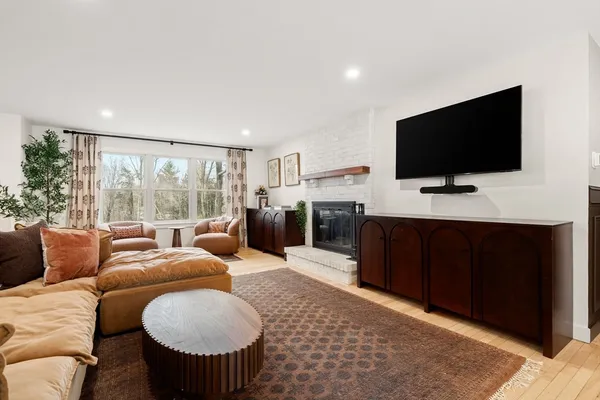 $1,339,000 | 1 Northedge Road, Hamilton, MA 01982
