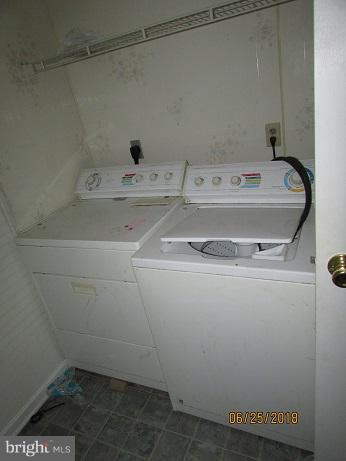 22977 Oakley Road Avenue, MD 20609 - Photo 22 of 26 laundry rm
