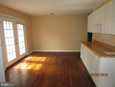 22977 Oakley Road Avenue, MD 20609 - Photo 9 of 26 dining rm
