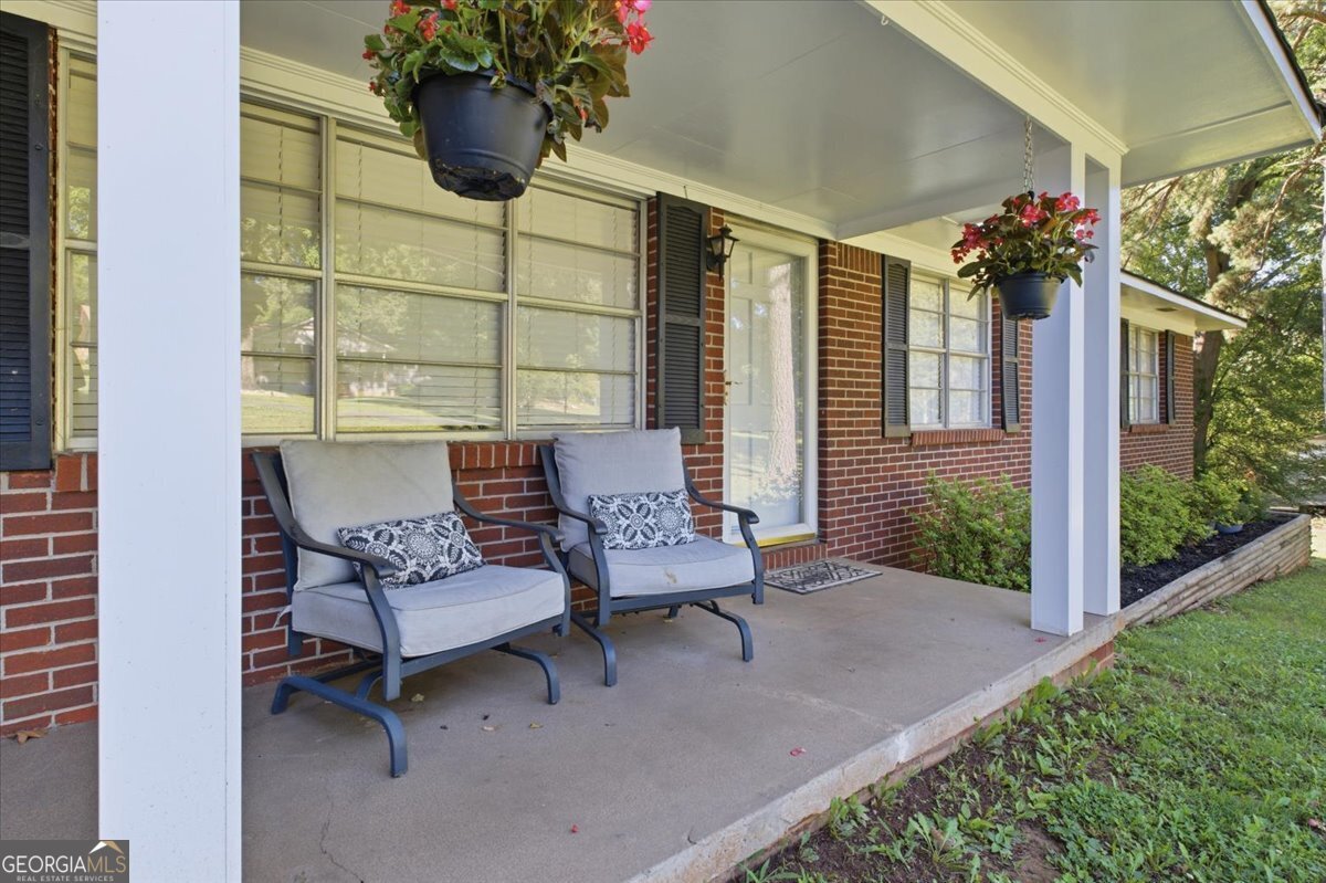 112 Pine Street Southwest Calhoun, GA 30701 - Photo 2 of 27
