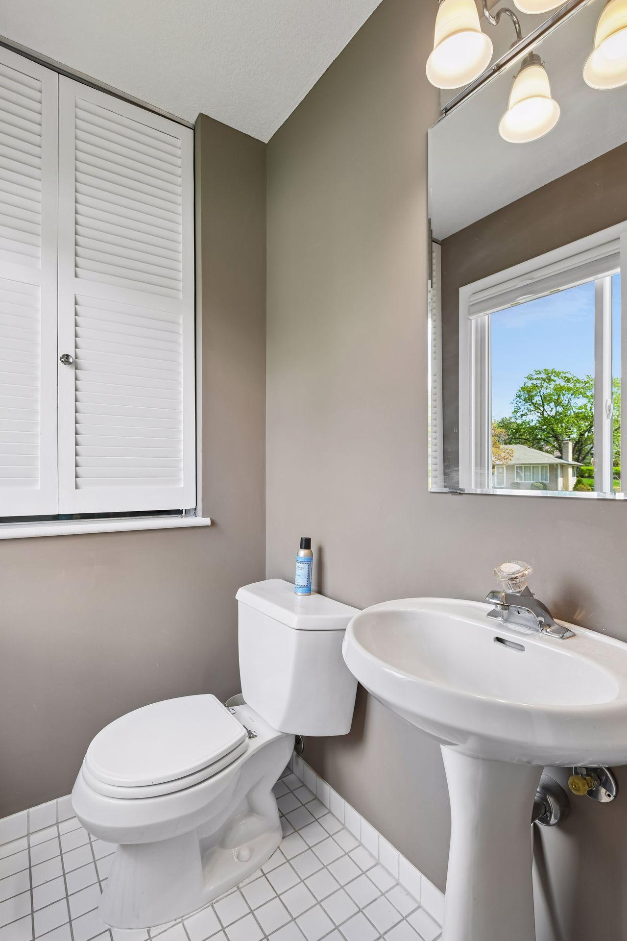 8317 Beard Road Bloomington, MN 55431 - Photo 20 of 46