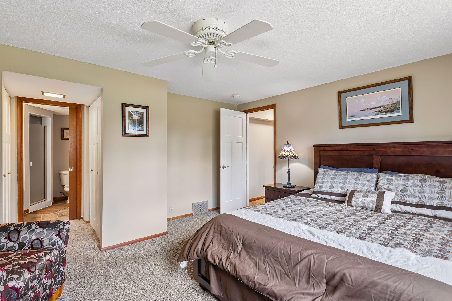 8317 Beard Road Bloomington, MN 55431 - Photo 31 of 46