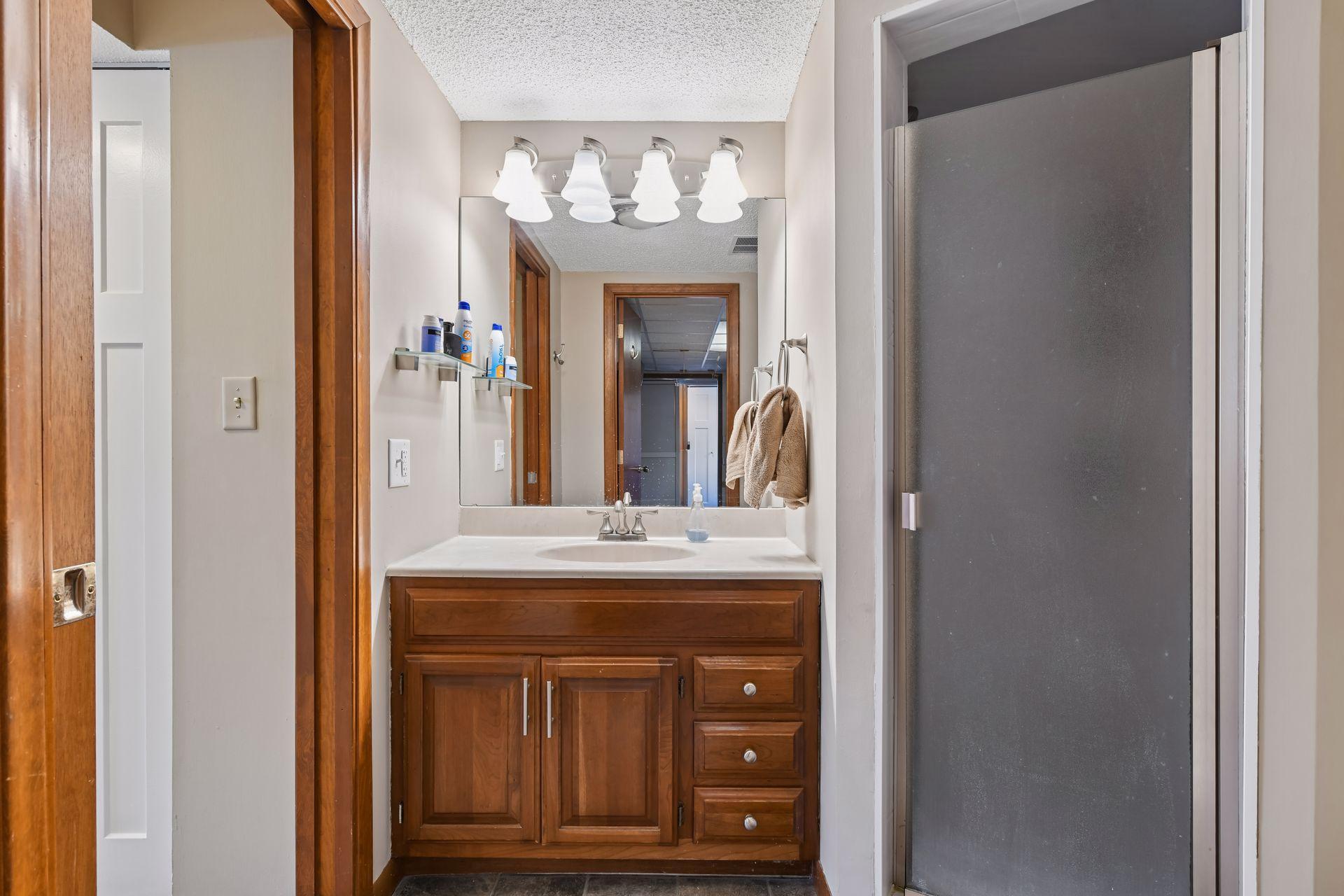 8317 Beard Road Bloomington, MN 55431 - Photo 32 of 46