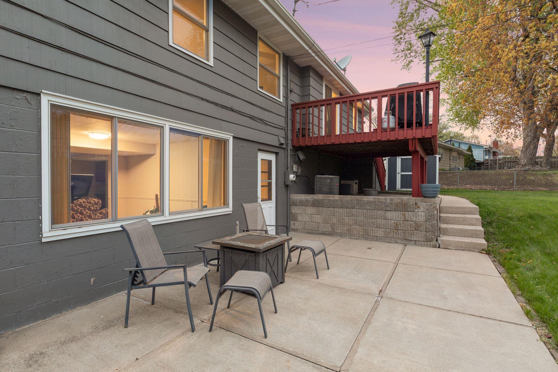 8317 Beard Road Bloomington, MN 55431 - Photo 4 of 46