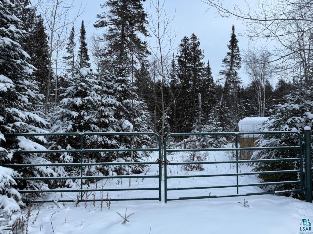 Xx40 Lavaque Road Duluth, MN 55803 - Photo 8 of 21 Gate to entrance of property off of Lavaque Road