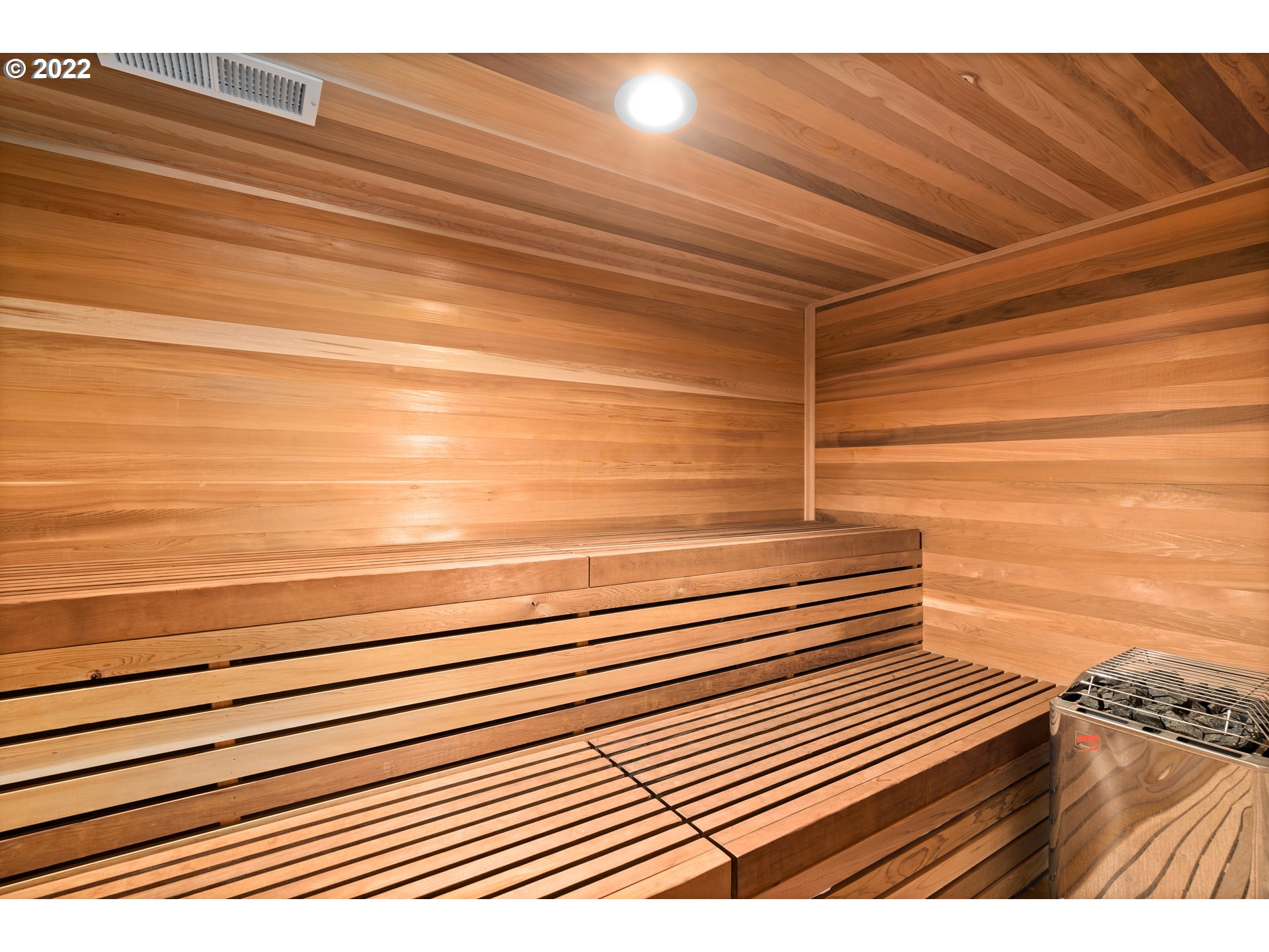 2021 Southwest Main Street, Unit 14 Portland, OR 97205 - Photo 23 of 24 Sauna
