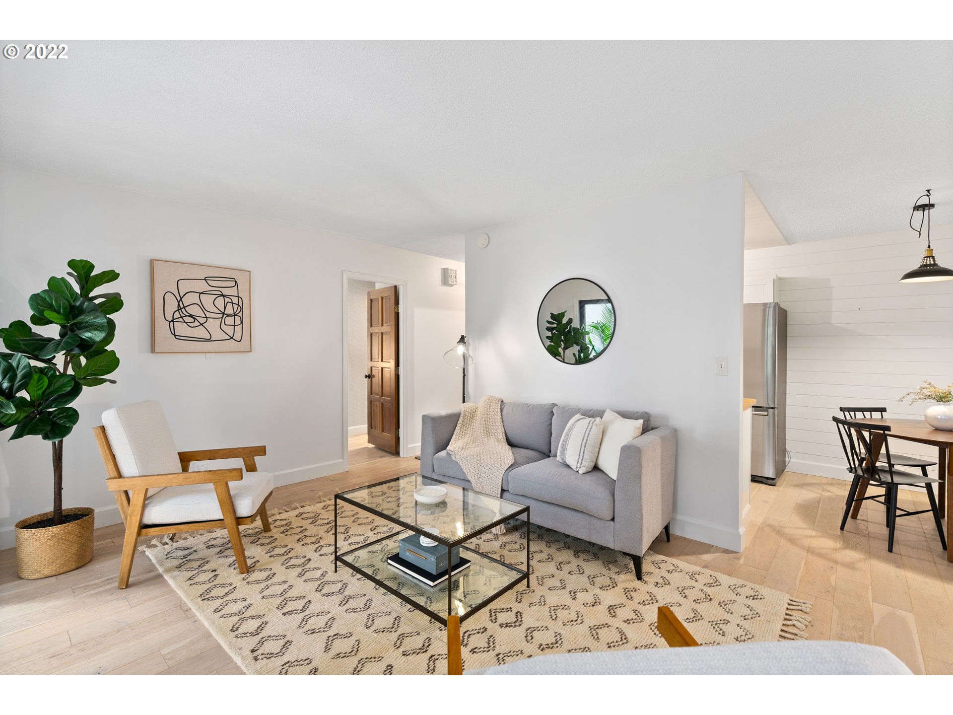 2021 Southwest Main Street, Unit 14 Portland, OR 97205 - Photo 5 of 24 Gallery Image 5