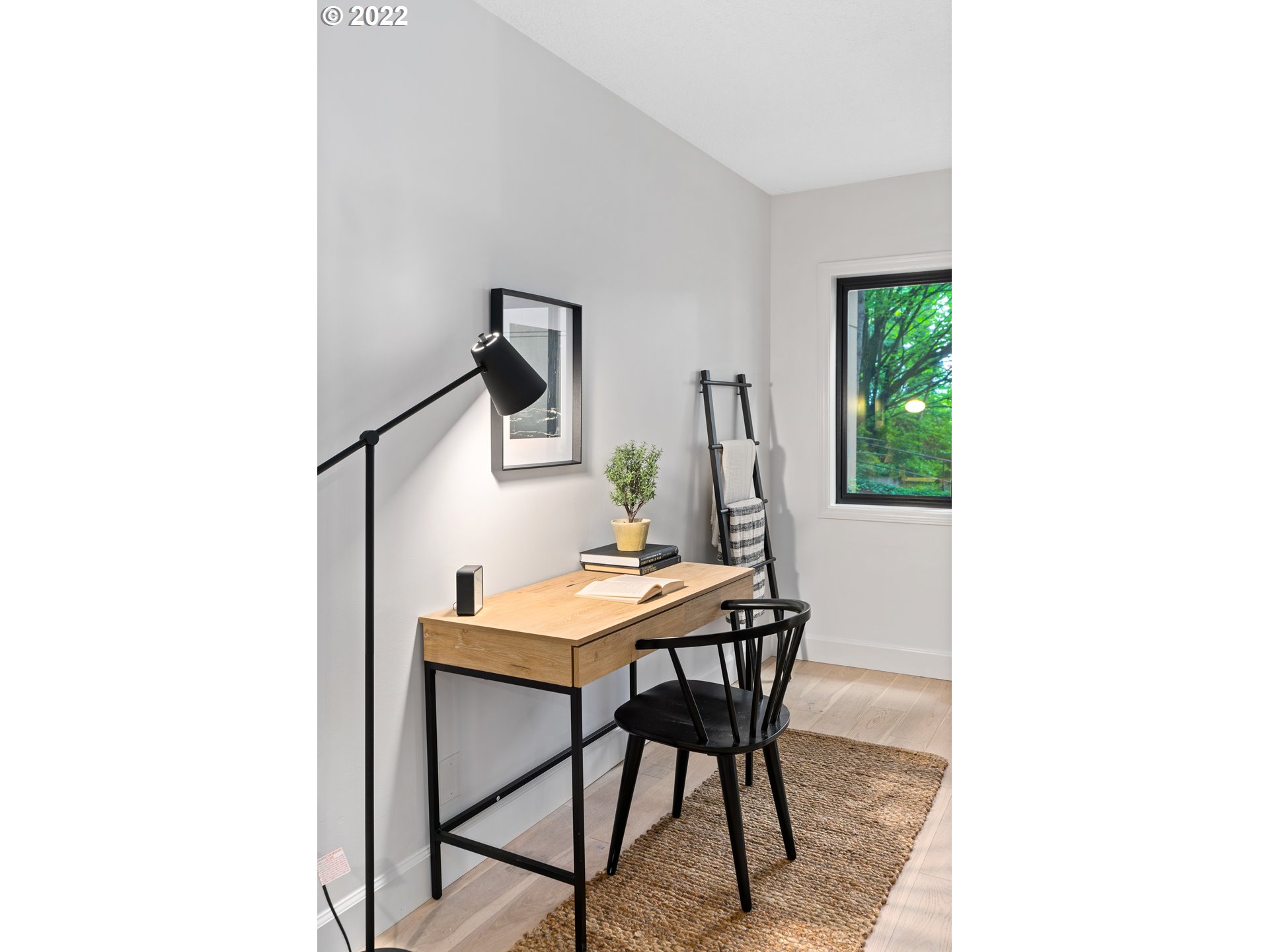 2021 Southwest Main Street, Unit 14 Portland, OR 97205 - Photo 8 of 24 Gallery Image 8
