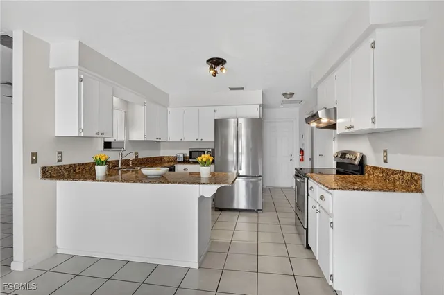 $339,000 | 918 Southeast 35th Street, Cape Coral, FL 33904