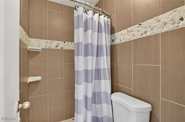 $339,000 | 918 Southeast 35th Street, Cape Coral, FL 33904