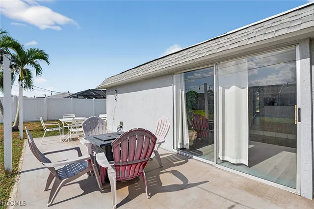 $339,000 | 918 Southeast 35th Street, Cape Coral, FL 33904