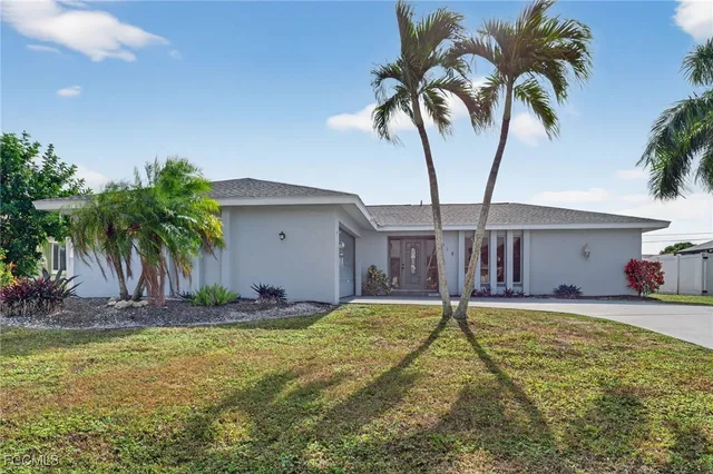 $339,000 | 918 Southeast 35th Street, Cape Coral, FL 33904