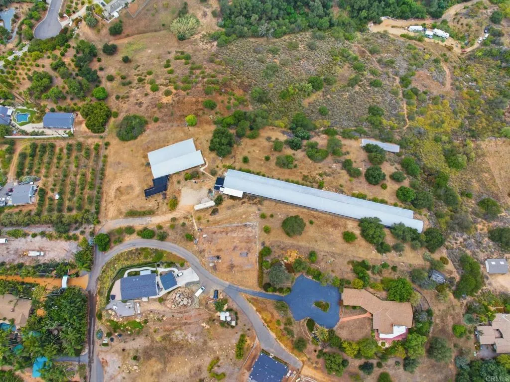 803 Road Fallbrook Ca Fallbrook, CA 92028 - Photo 27 of 36