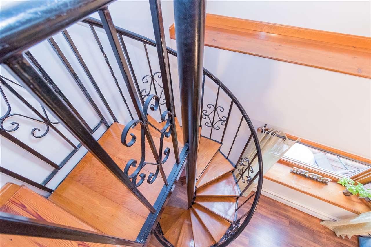 425 Lane Road Chester, NH 03036 - Photo 19 of 32 Gallery Image 19