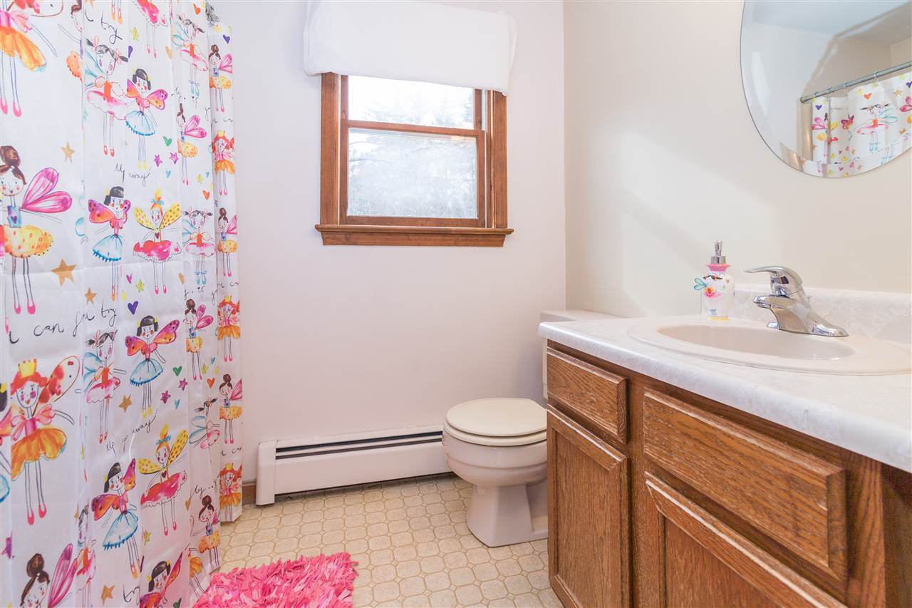 425 Lane Road Chester, NH 03036 - Photo 23 of 32 Gallery Image 23