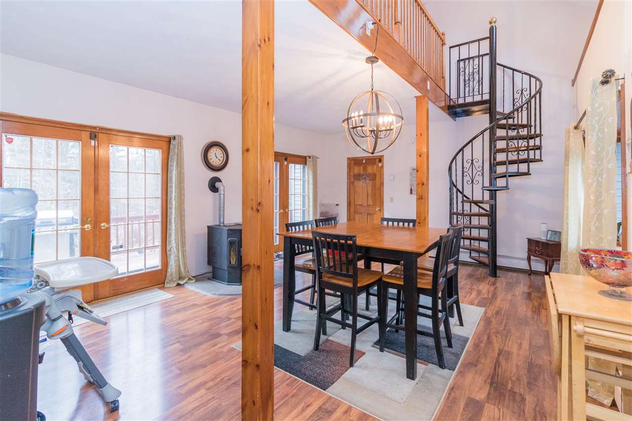 425 Lane Road Chester, NH 03036 - Photo 9 of 32 Gallery Image 9
