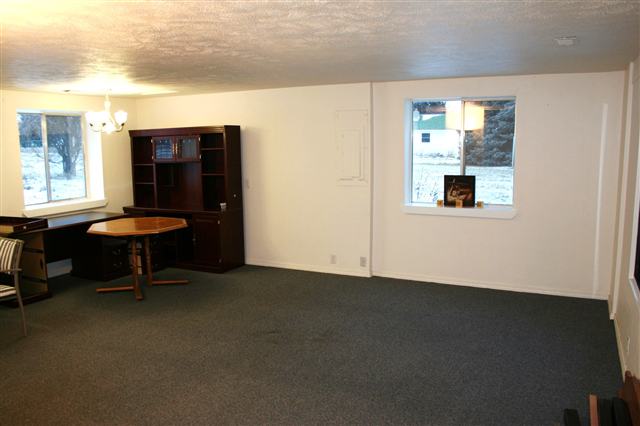 1424 South Progress Road Spokane Valley, WA 99037 - Photo 2 of 9