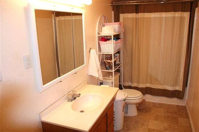1424 South Progress Road Spokane Valley, WA 99037 - Photo 4 of 9