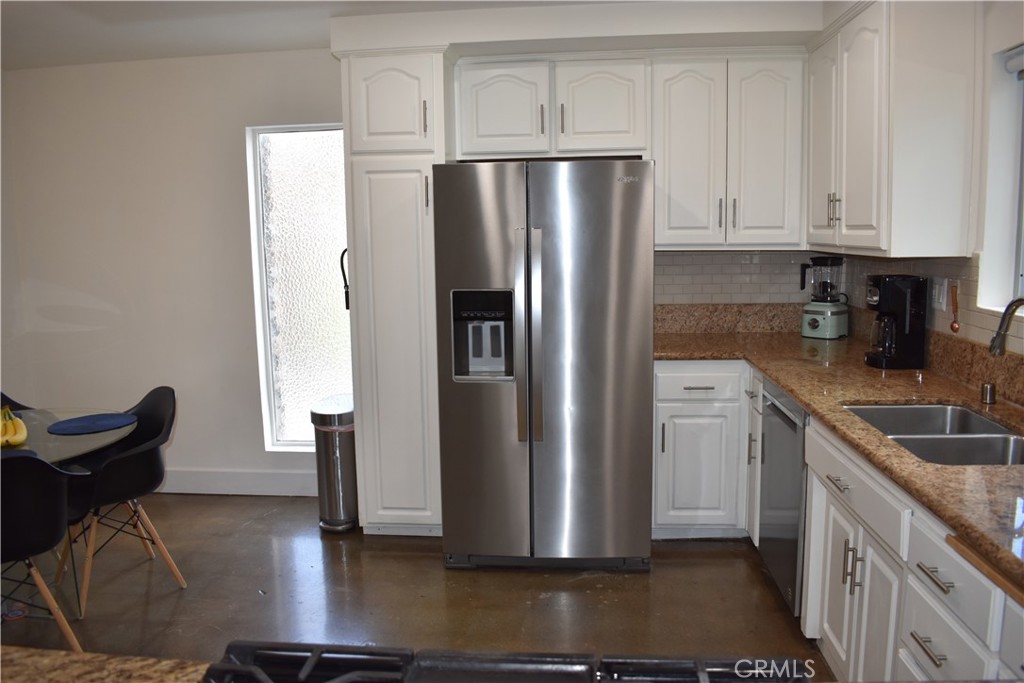 1156 Lyndhurst Drive Riverside, CA 92507 - Photo 18 of 57