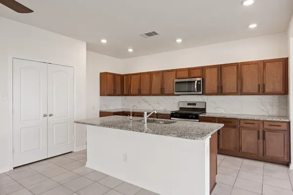 $2,950 | 25619 Cartington Lane, Katy, TX 77493