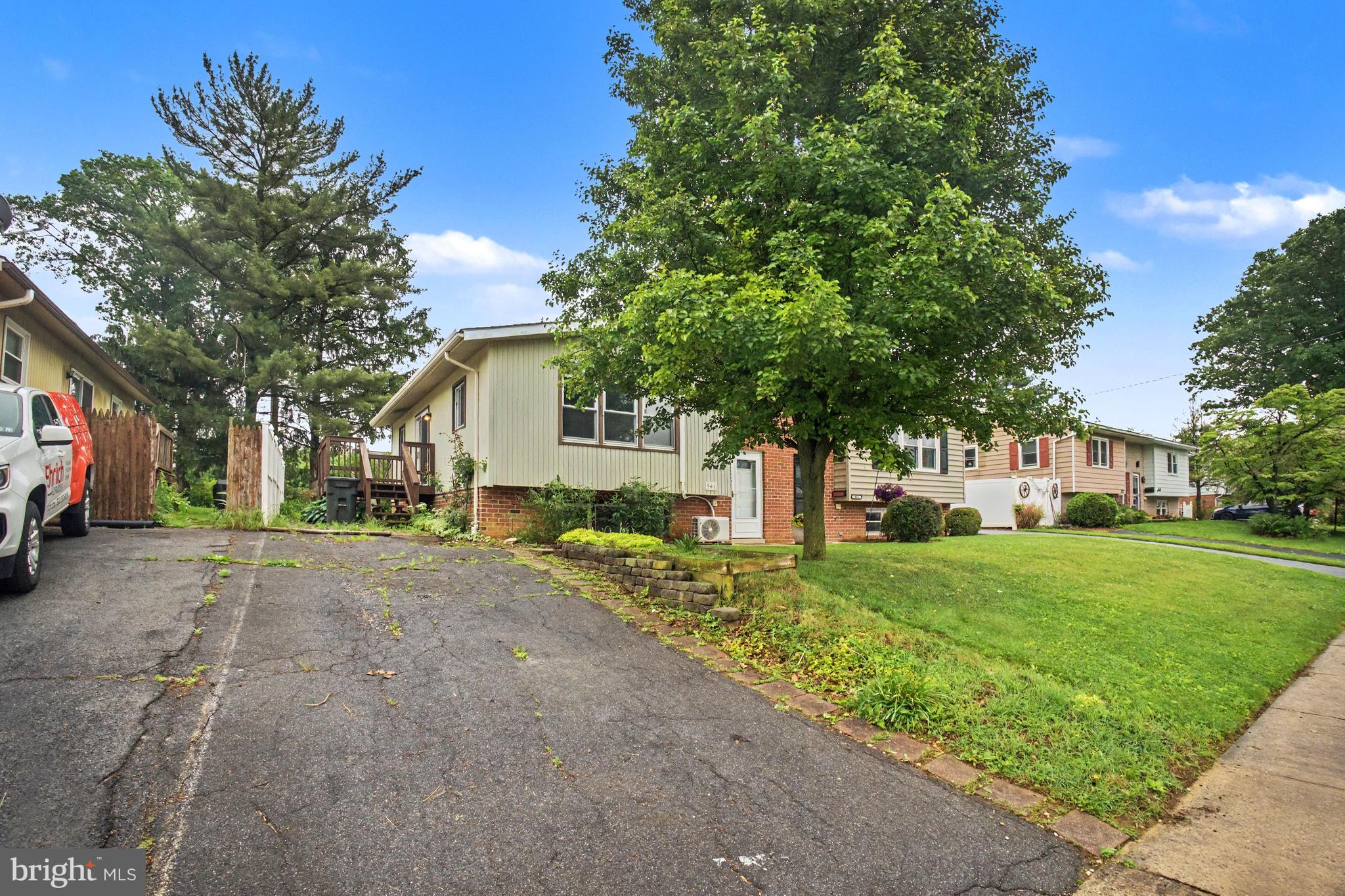 541 Golden Street Lititz, PA 17543 - Photo 1 of 34