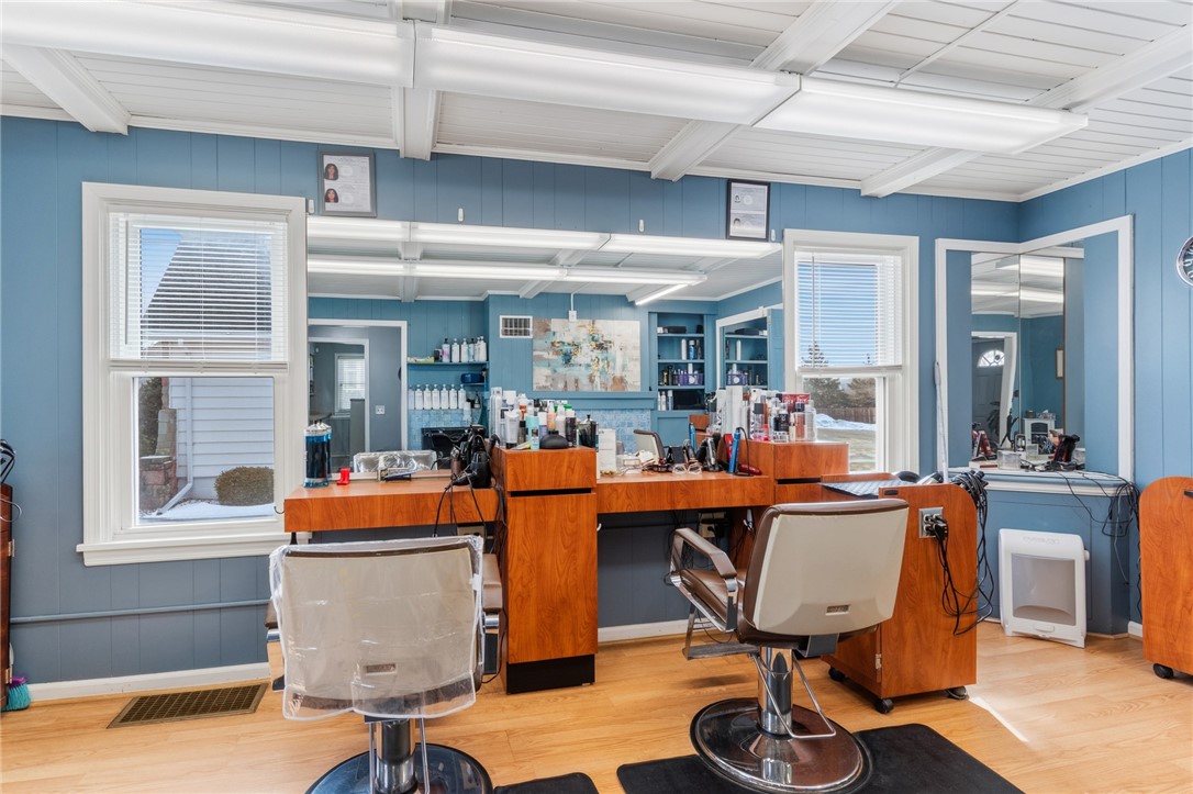 1181 Bay Road Penfield, NY 14580 - Photo 22 of 34