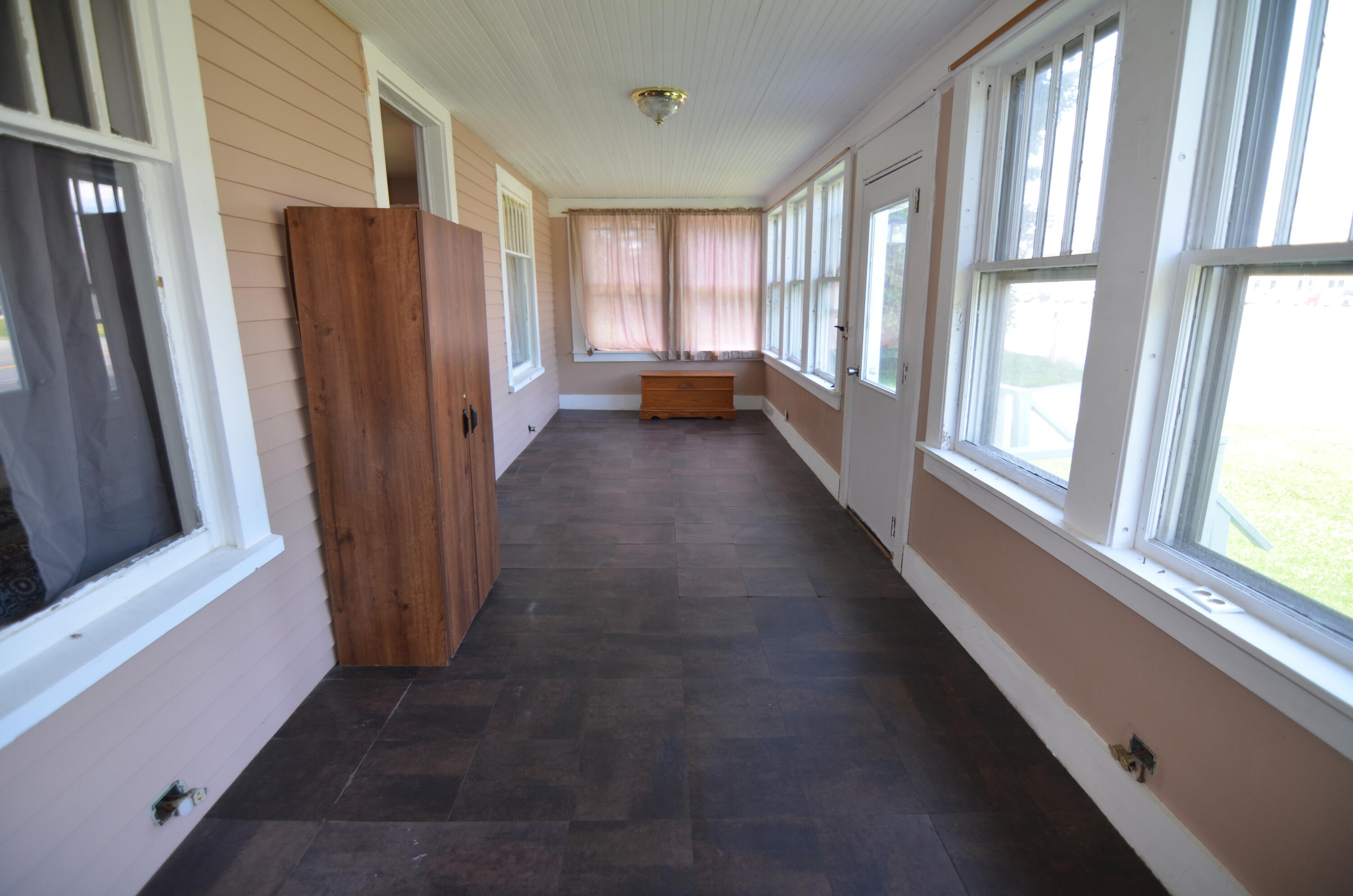 170 River Road Orrington, ME 04474 - Photo 20 of 20 20 Enclosed Porch