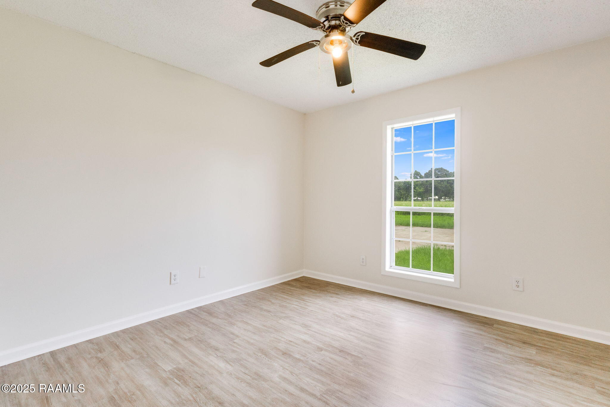 421 Plantation Road Opelousas, LA 70570 - Photo 17 of 22 15-web-or-mls-421 Plantation Rd-14