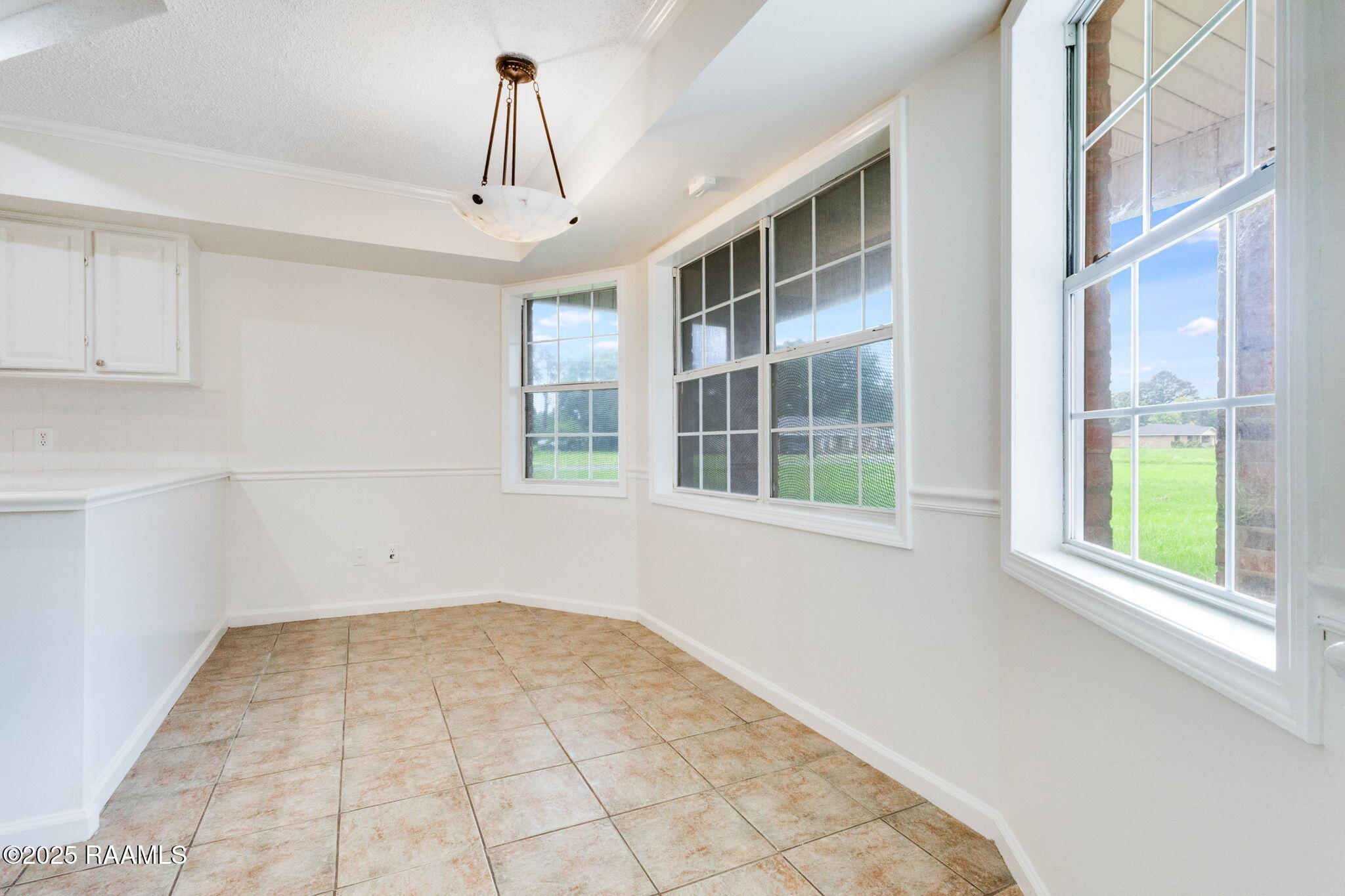 421 Plantation Road Opelousas, LA 70570 - Photo 7 of 22 5-web-or-mls-421 Plantation Rd-4