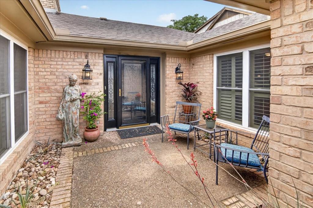 3909 Old Mill Road Waco, TX 76710 - Photo 6 of 37