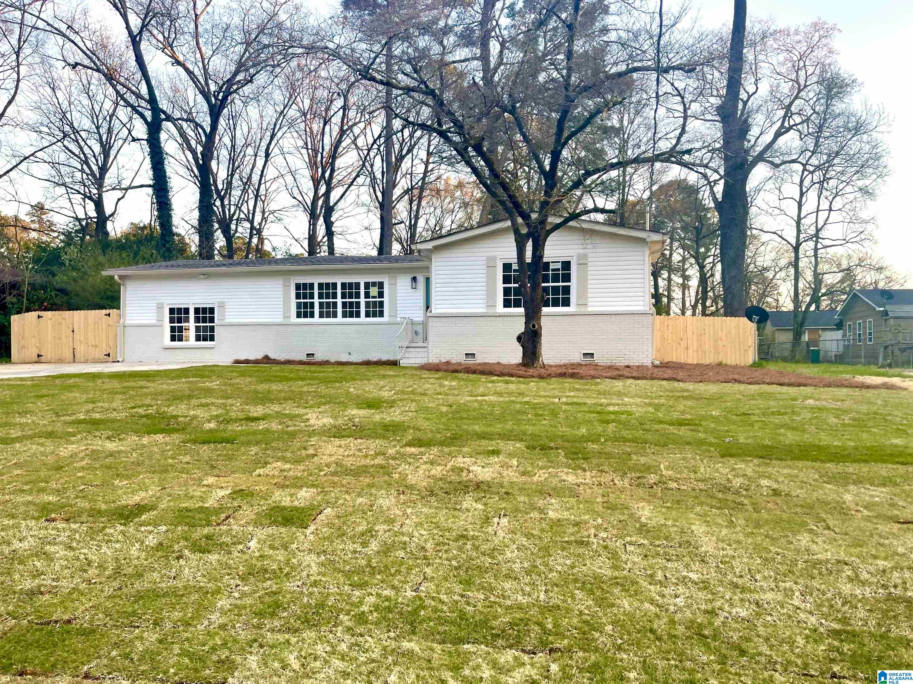 405 Orchid Road Birmingham, AL 35215 - Photo 3 of 27