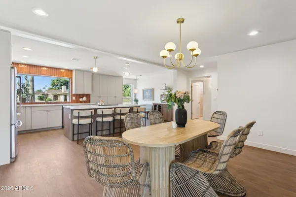 $1,145,000 | 11049 North 44th Street, Phoenix, AZ 85028