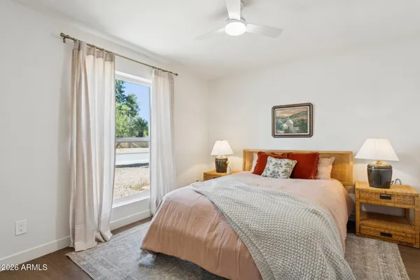 $1,145,000 | 11049 North 44th Street, Phoenix, AZ 85028