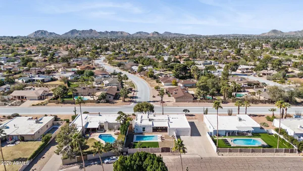 $1,145,000 | 11049 North 44th Street, Phoenix, AZ 85028