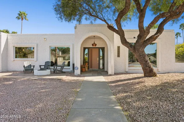 $1,145,000 | 11049 North 44th Street, Phoenix, AZ 85028
