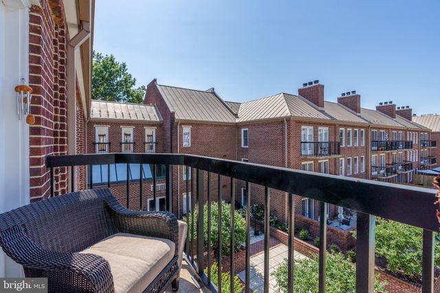 $450,000 | 800 South St Asaph Street, Unit 402, Alexandria, VA 22314