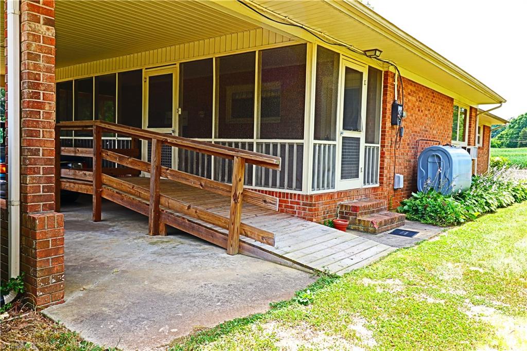3365 Wallburg-High Point Road High Point, NC 27265 - Photo 2 of 22 Gallery Image 2