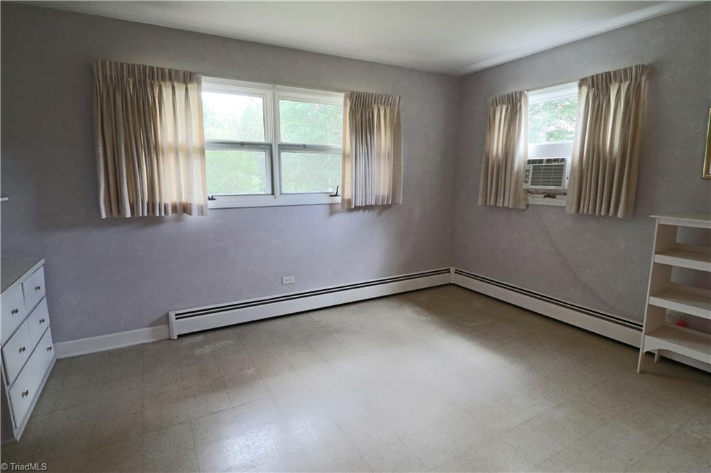 3365 Wallburg-High Point Road High Point, NC 27265 - Photo 16 of 22 Gallery Image 16