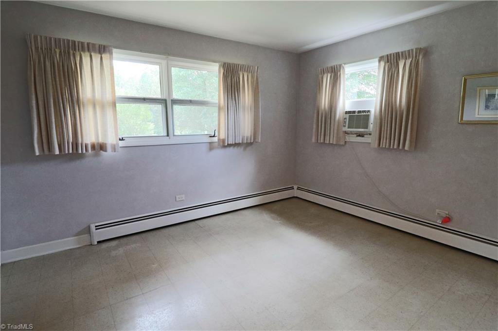 3365 Wallburg-High Point Road High Point, NC 27265 - Photo 17 of 22 Gallery Image 17