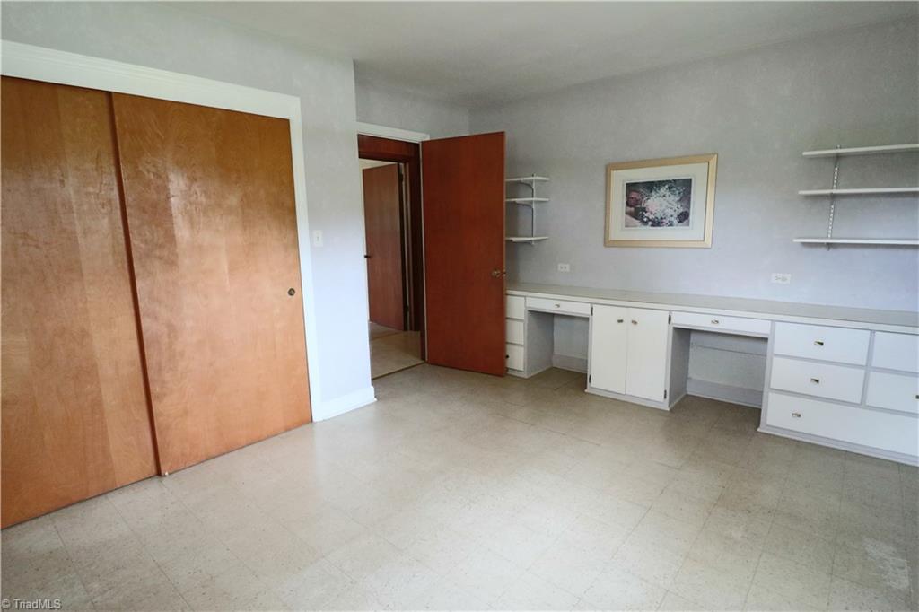 3365 Wallburg-High Point Road High Point, NC 27265 - Photo 19 of 22 Gallery Image 19