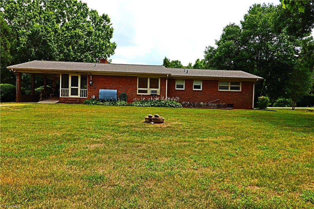 3365 Wallburg-High Point Road High Point, NC 27265 - Photo 3 of 22 Gallery Image 3