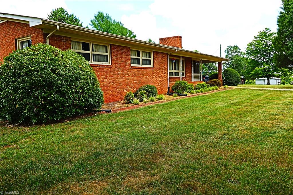 3365 Wallburg-High Point Road High Point, NC 27265 - Photo 5 of 22 Gallery Image 5