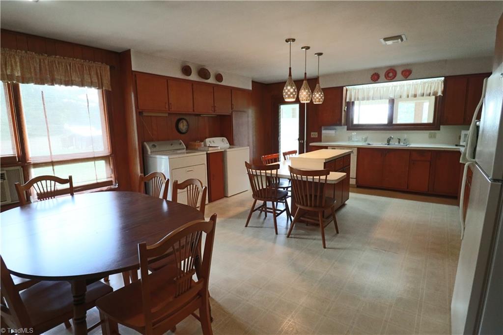 3365 Wallburg-High Point Road High Point, NC 27265 - Photo 9 of 22 Gallery Image 9