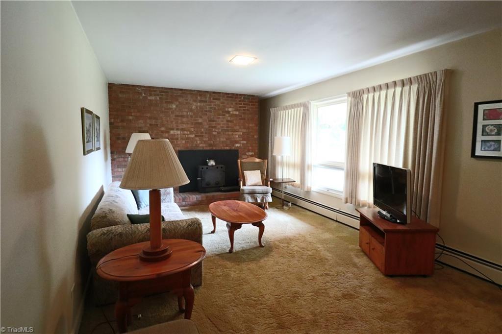 3365 Wallburg-High Point Road High Point, NC 27265 - Photo 10 of 22 Gallery Image 10