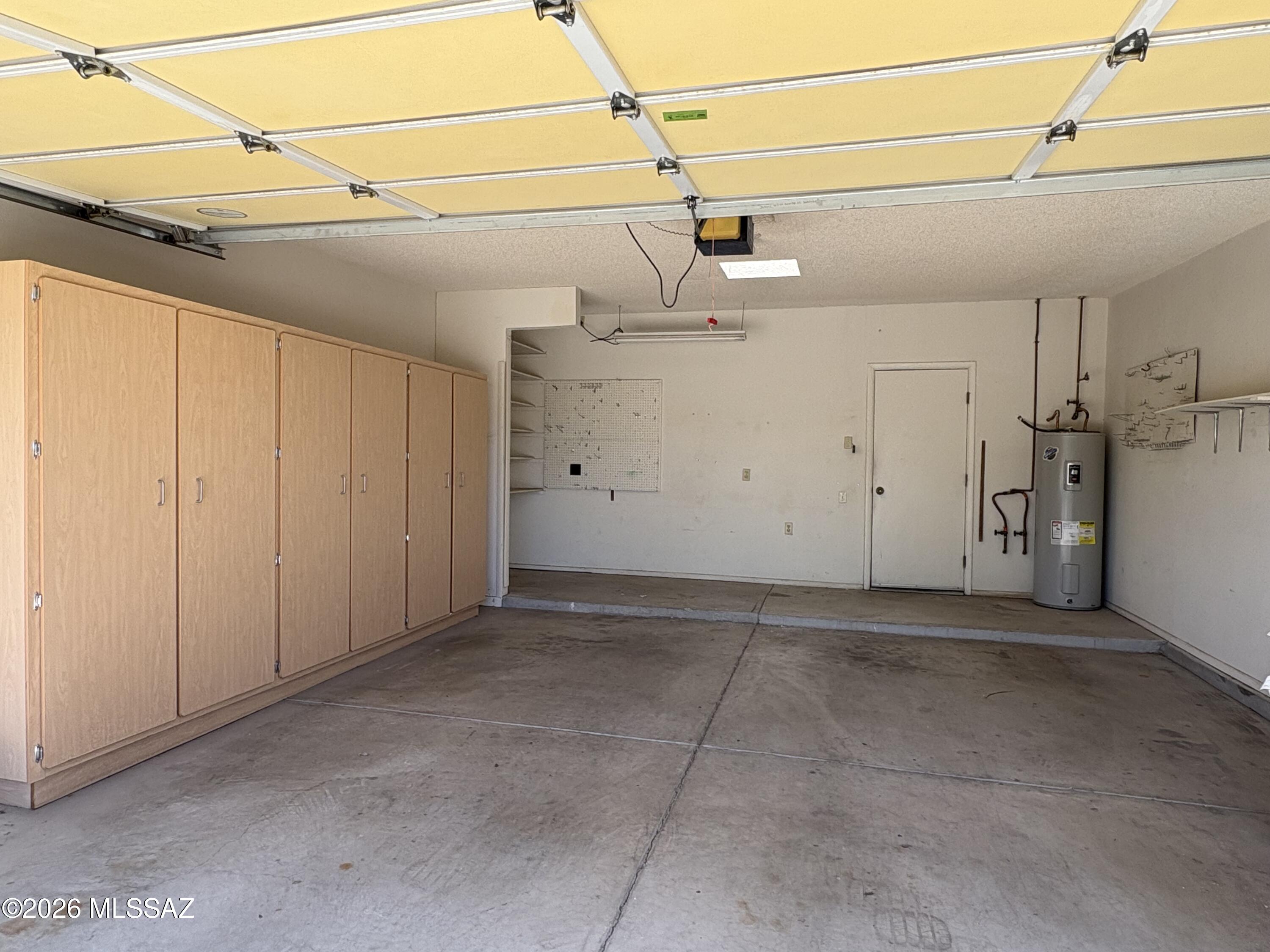 696 West Rio-Altar Green Valley, AZ 85614 - Photo 24 of 24 Garage