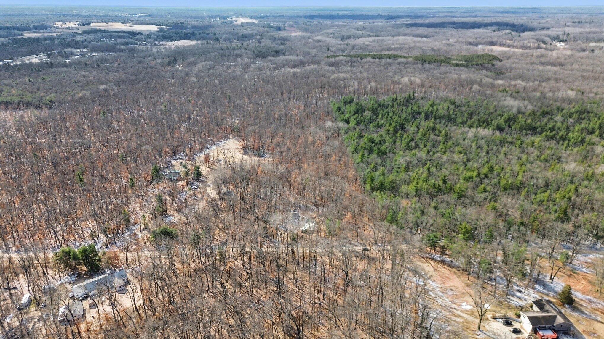 810 East 3 Mile Road White Cloud, MI 49349 - Photo 6 of 44 005_file_4588