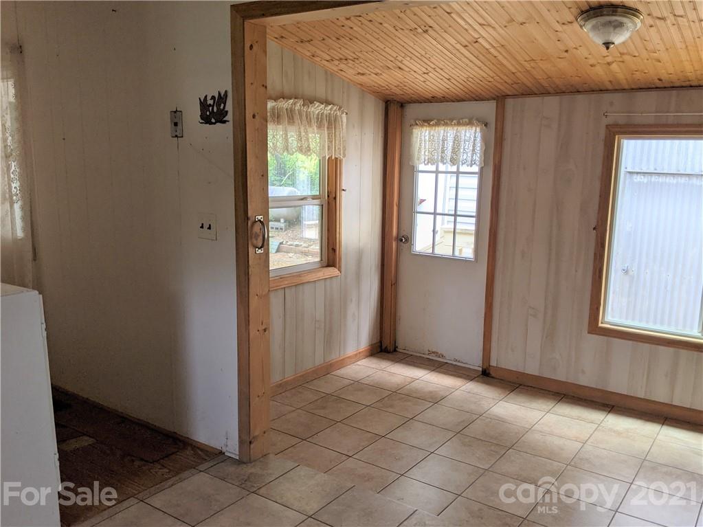 204 Water Filter Plant Road Morganton, NC 28655 - Photo 10 of 13 an empty room with windows